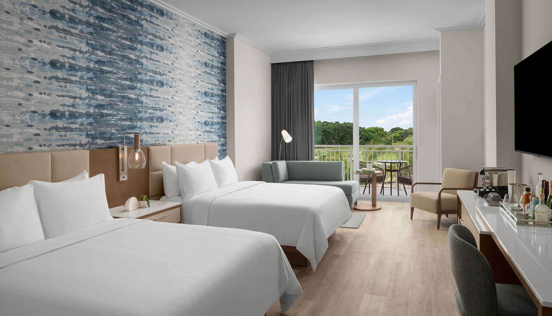 The Belgrove Guestroom Queens View