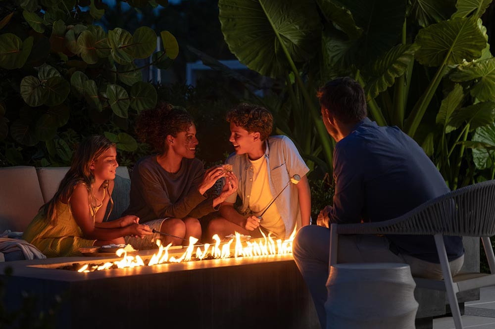 The Belgrove Lifestyle Firepit Smores